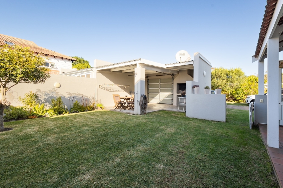 2 Bedroom Property for Sale in Keurboomstrand Western Cape